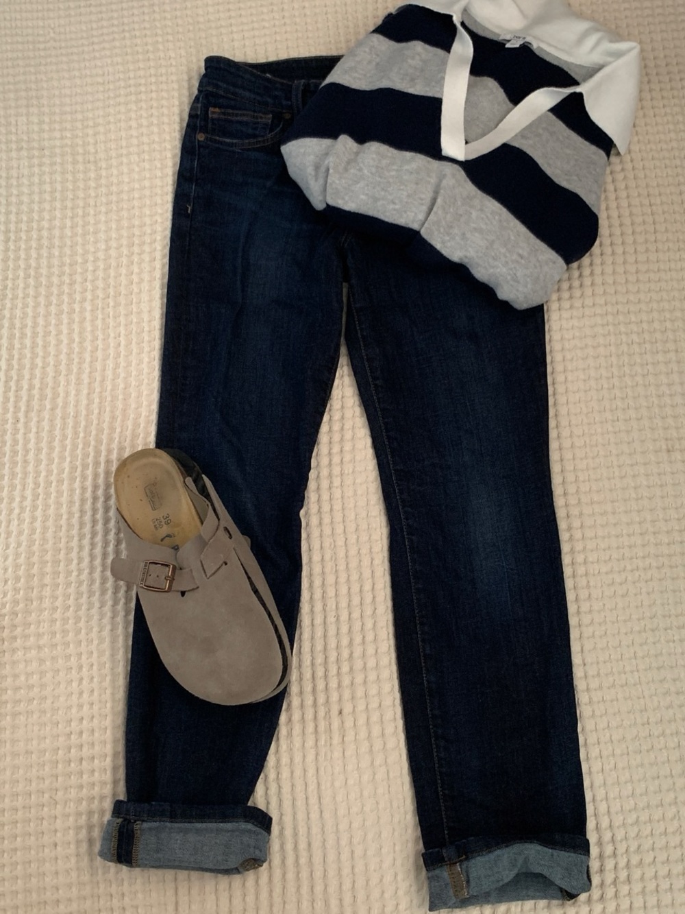 Women's Dark Wash Skinny / Straight-Leg Jeans - Joe’s Jeans
